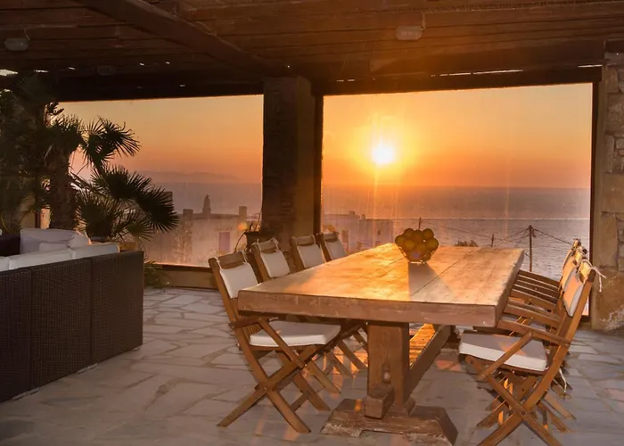 Anna, By Mykonos Rocky فيلة *