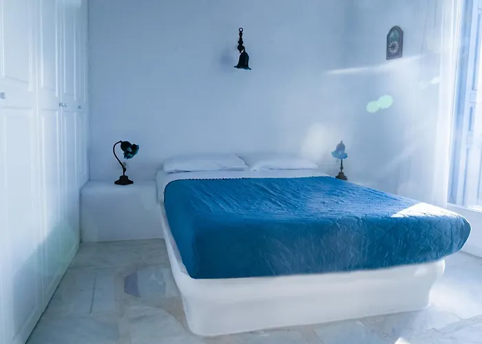 فيلة Anna, By Mykonos Rocky *