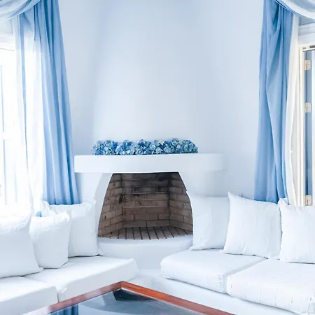 Anna, By Mykonos Rocky *