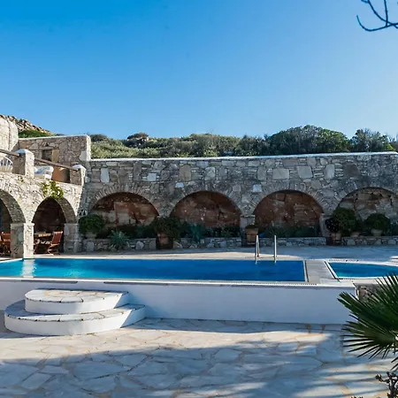 فيلة Anna, By Mykonos Rocky