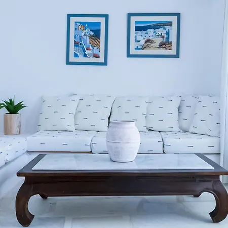 Anna, By Mykonos Rocky فيلة *