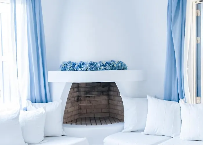 Anna, By Mykonos Rocky *